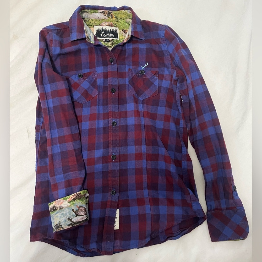 Pladra Flannel, size Women’s XS in perfect condition. Super soft quality flannel
